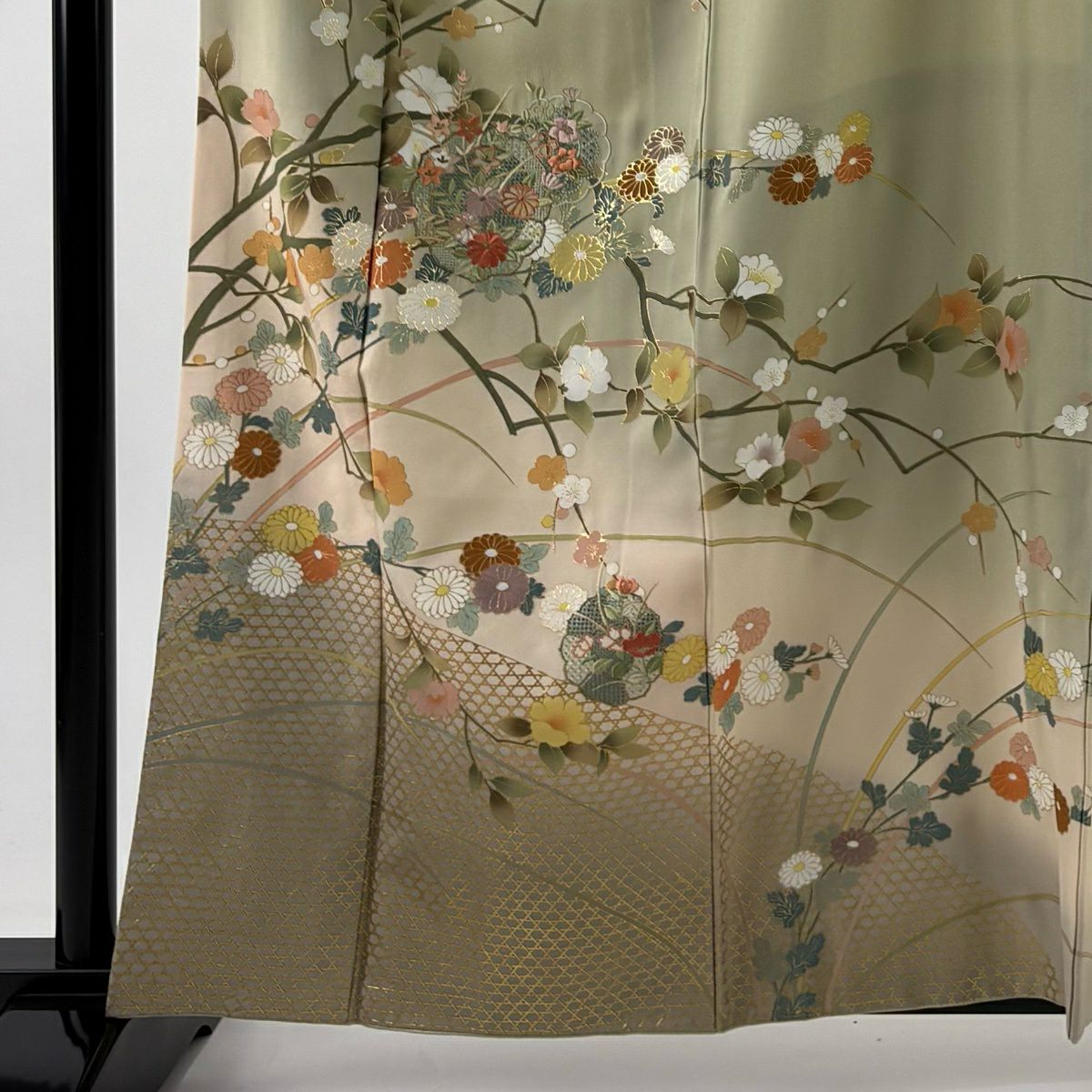 訪問服 身長161cm 袖長64cm M 雙層 草花紋紋 籠目刺繡 金彩裝飾 薄綠 純蠶絲 秀品級