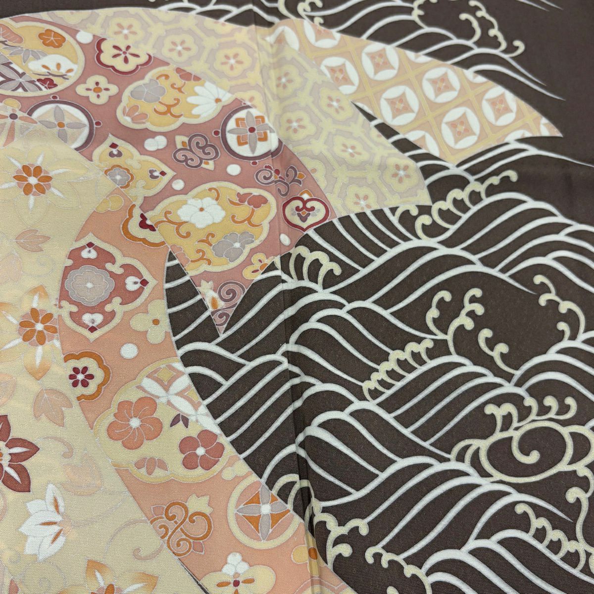 【美品】訪問服 身長156cm 袖長61.5cm S 雙層 草花紋紋 波頭 小豆 純蠶絲 秀品級 一つ紋