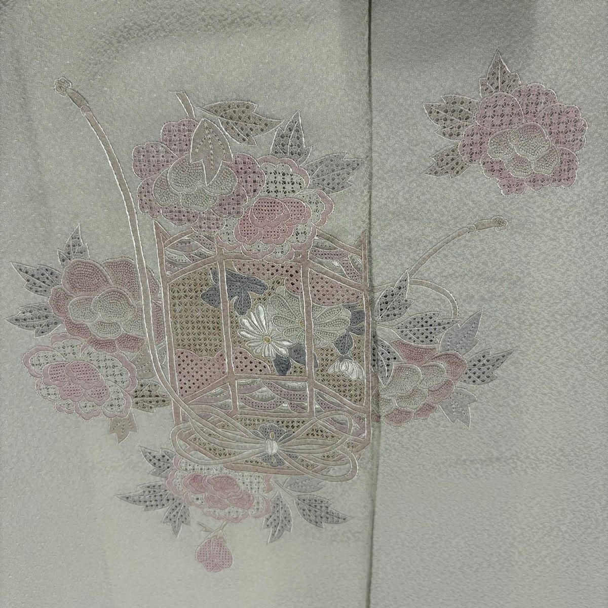 付下 身長153cm 袖長62.5cm S 雙層 貝桶 牡丹 汕頭刺繡 蘇州刺繡 薄綠 純蠶絲 秀品級