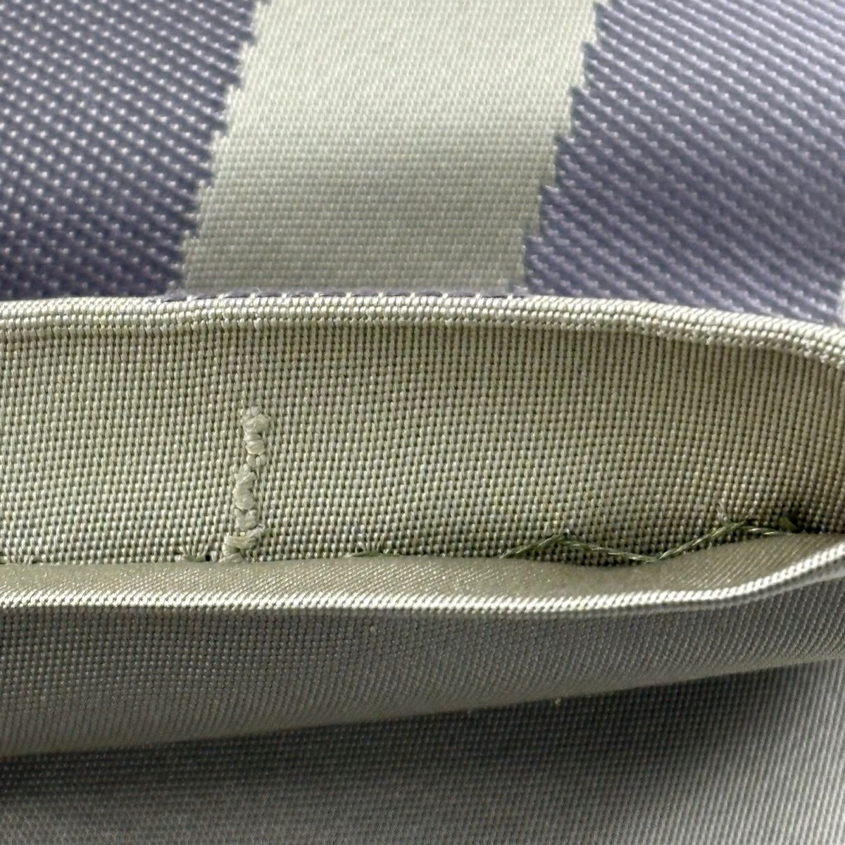 【美品】 袋帶 逸品級 辻村ジュサブロー 落款あり 斜紋 幾何學圖案 灰綠 六通 純蠶絲