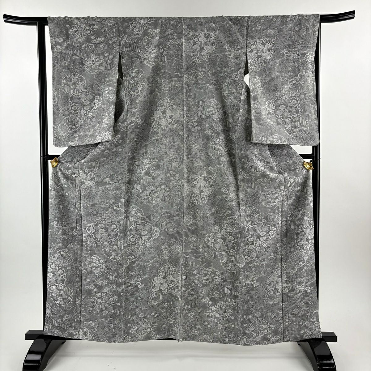 【美品】 小紋 身長161.5cm 袖長63cm S 雙層 山岡古都 有落款 雪輪 草花紋紋意匠 灰色 純蠶絲 逸品級
