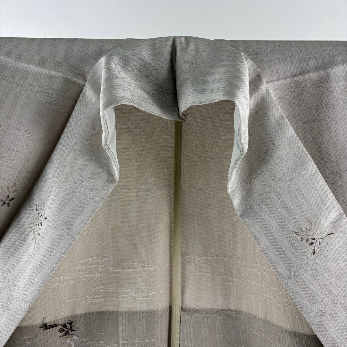 【美品】小紋 身長167cm 袖長68cm L 雙層 召地 胴抜 霞 葉與實 金銀彩 薄小豆 純蠶絲 逸品級
