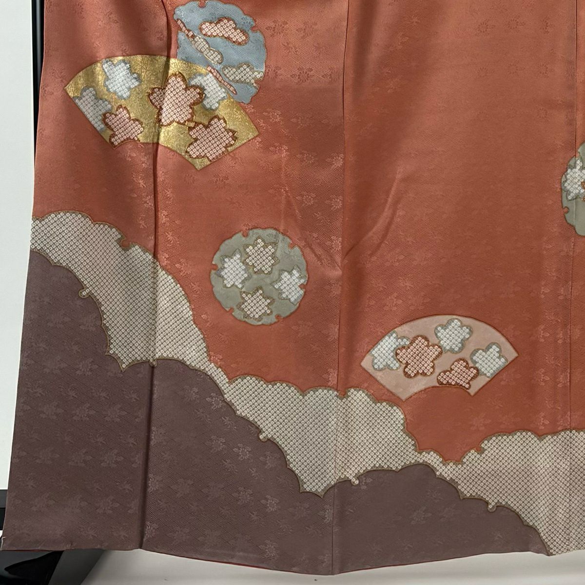 【美品】 付下 身長164cm 袖長64.5cm M 雙層 藤井寛 落款あり 雪輪 扇子面 金絲 金銀彩 鮭粉色 純蠶絲 逸品級