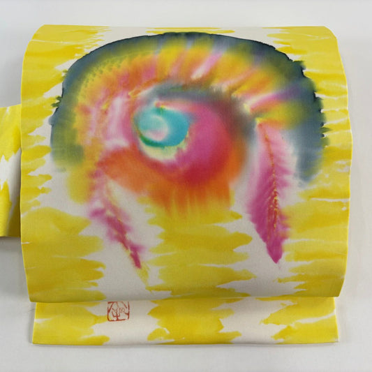 【美品】 名古屋帶 秀品級 落款あり 本鄉大田子 幾何學 黃色 純蠶絲
