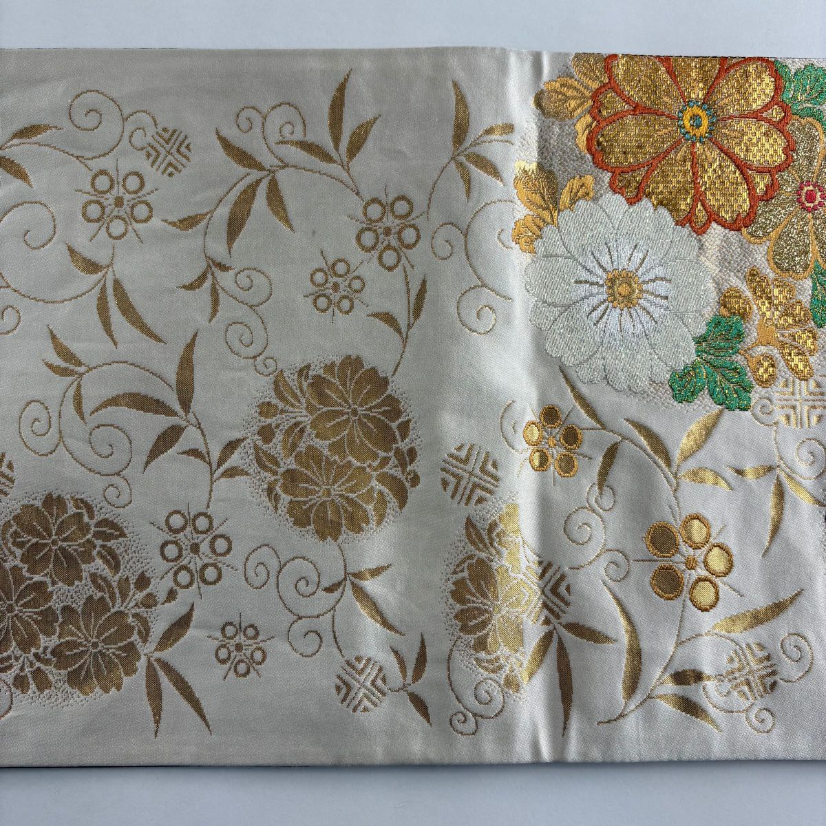 【美品】 袋帶 秀品級 花丸紋 笹蔓 刺繡 金銀彩 深藍 全通 純蠶絲