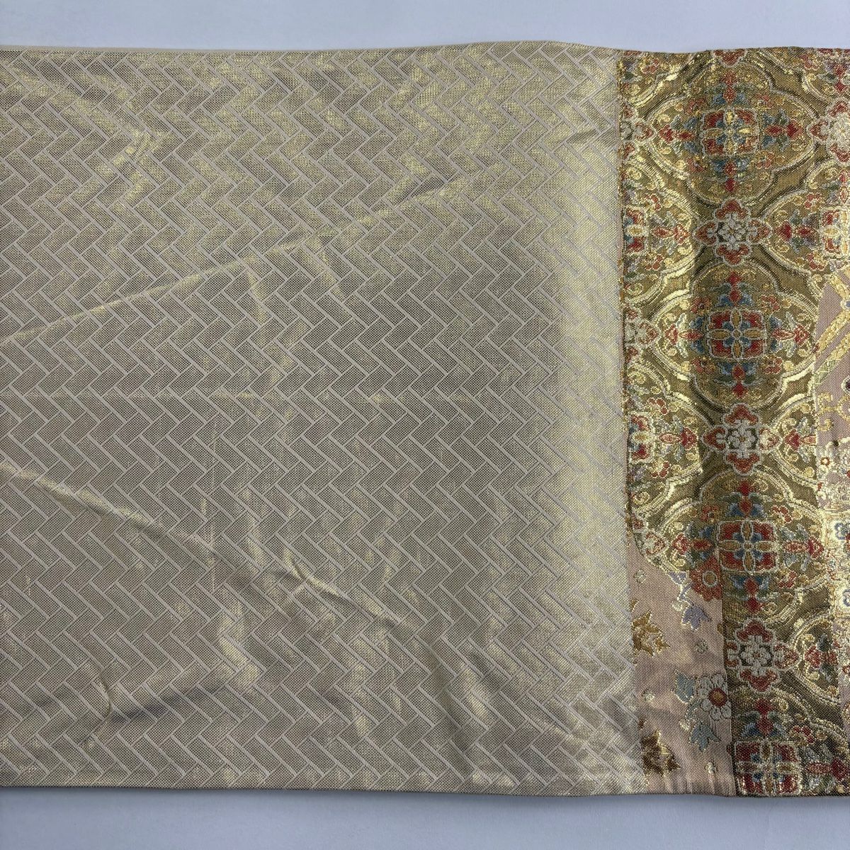 【美品】 袋帶 秀品級 蜀江華紋 草花紋 金絲 金金箔 米色 六通 純蠶絲