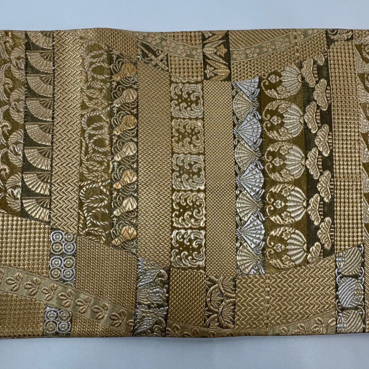 【美品】 袋帶 秀品級 瓢箪 松樹 金銀絲 金金箔 金色 大鼓圖案 純蠶絲