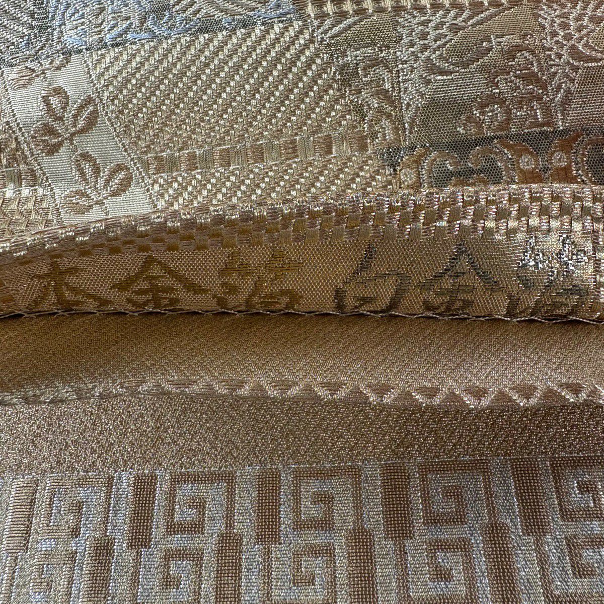 【美品】 袋帶 秀品級 瓢箪 松樹 金銀絲 金金箔 金色 大鼓圖案 純蠶絲