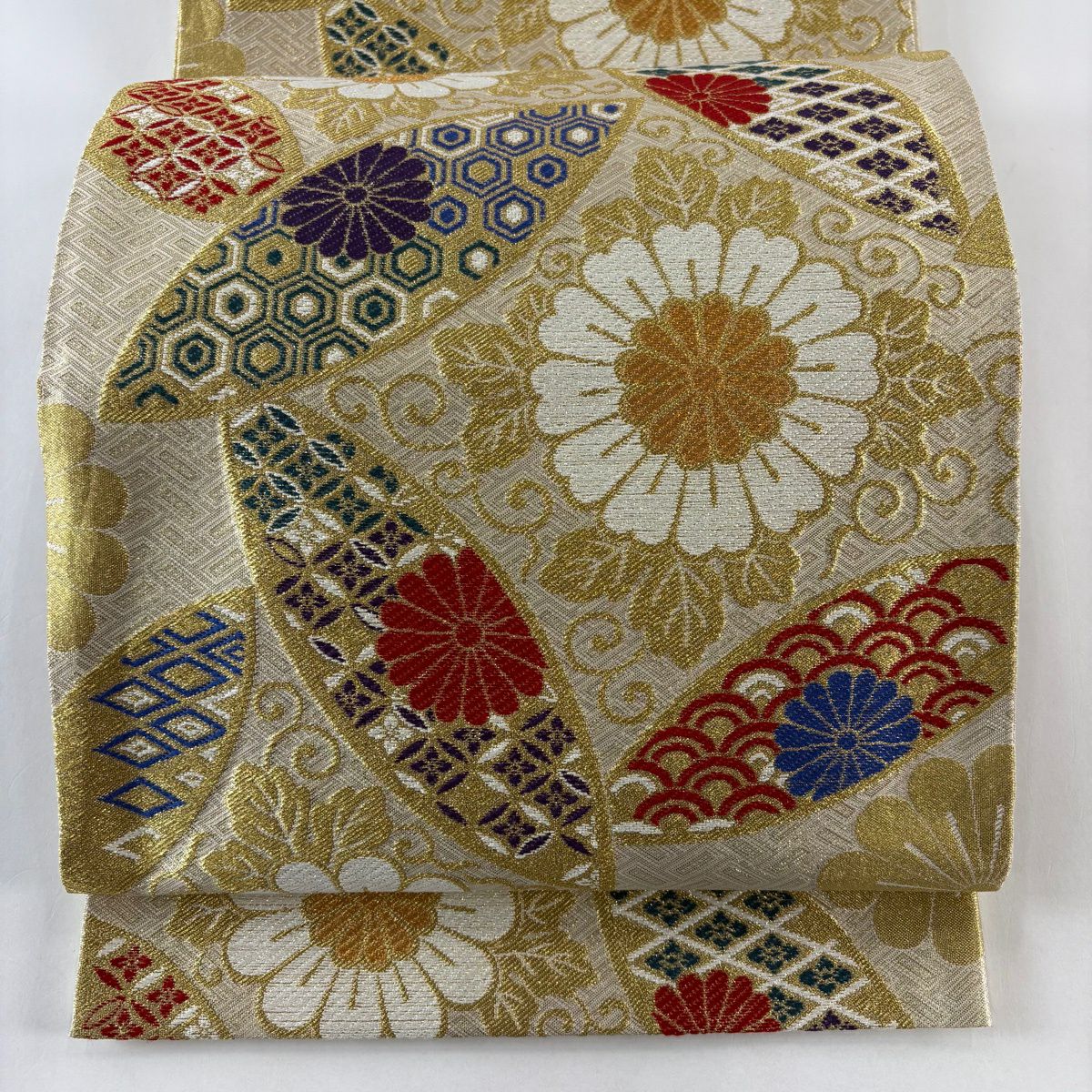 【美品】 袋帶 秀品級 花 有職紋樣 金絲 金金箔 金色 六通 純蠶絲