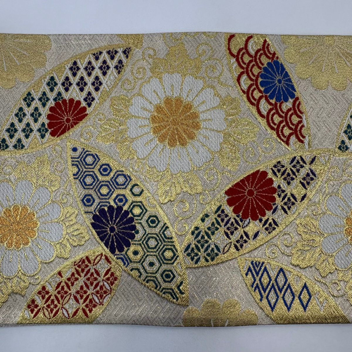 【美品】 袋帶 秀品級 花 有職紋樣 金絲 金金箔 金色 六通 純蠶絲