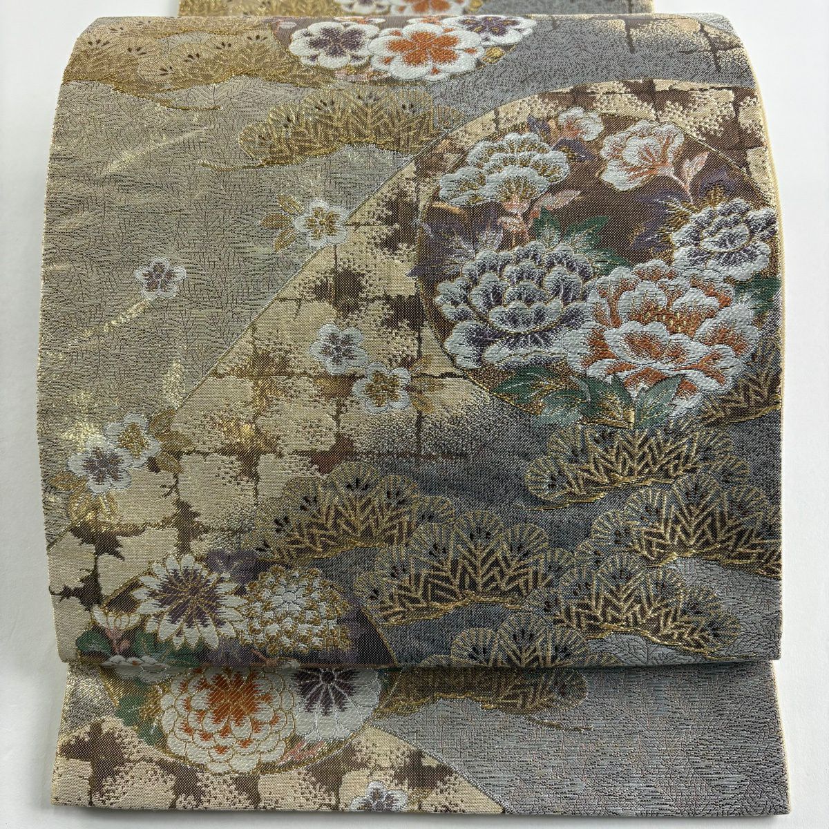 【美品】 袋帶 秀品級 花丸紋 笠松樹 金絲 金金箔 銀 六通 純蠶絲