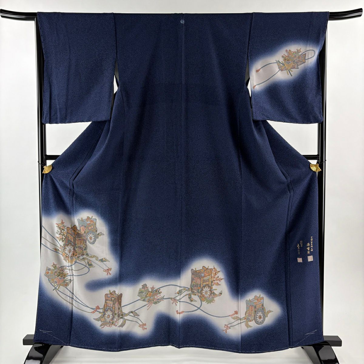 【美品】 付下 身長162cm 袖長66cm M 雙層 蒋雪英 落款あり 御所車 寶盡くし 相良刺繡 金線 深藍 純蠶絲 逸品級 一つ紋