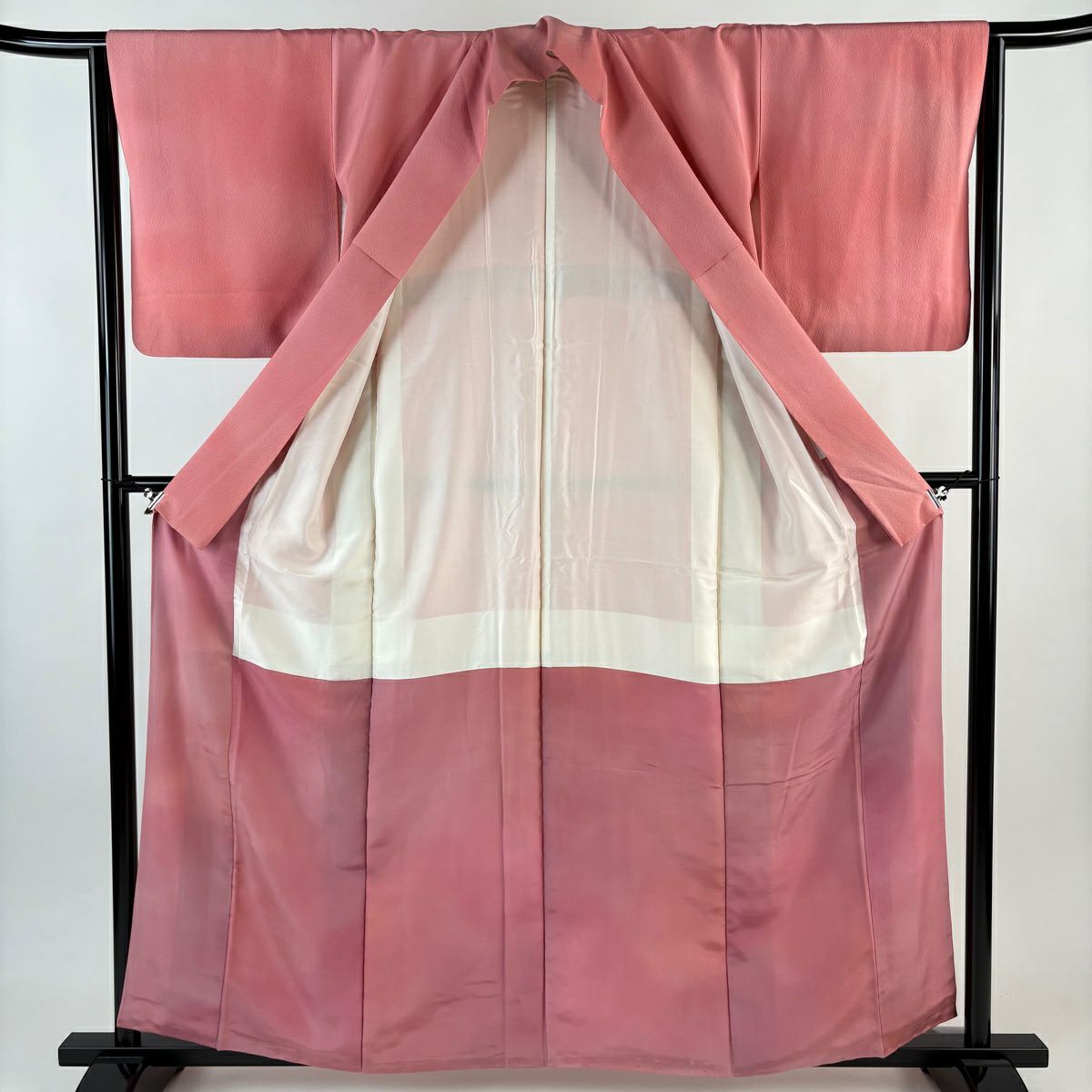 【美品】小紋 身長159.5cm 袖長63cm S 雙層 斉藤三才 落款あり 漸層圖案 粉紅 純蠶絲 名品級 一つ紋