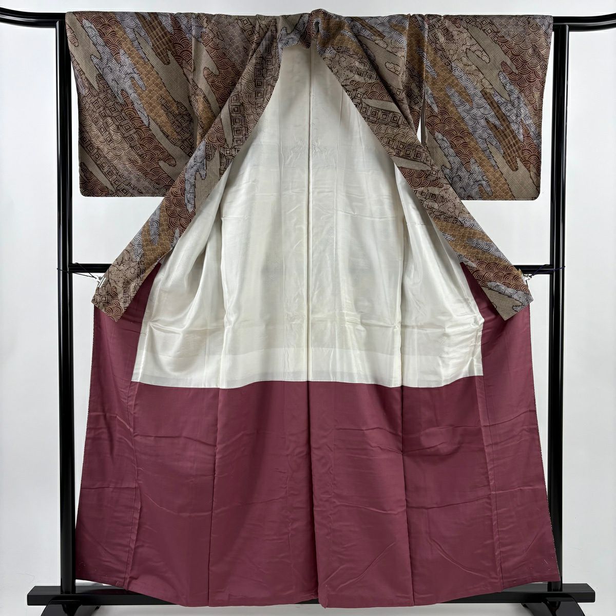 【美品】 小紋 身長159cm 袖長64.5cm M 雙層 紬織織 證書齊全 寄せ花紋 霞 茶 純蠶絲 秀品級