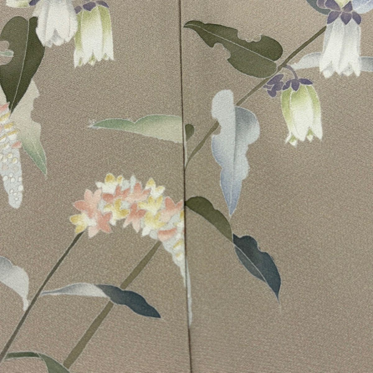 【美品】訪問服 身長157cm 袖長65.5cm M 雙層 落款あり 枝花 葡萄 漸層 灰茶 純蠶絲 秀品級
