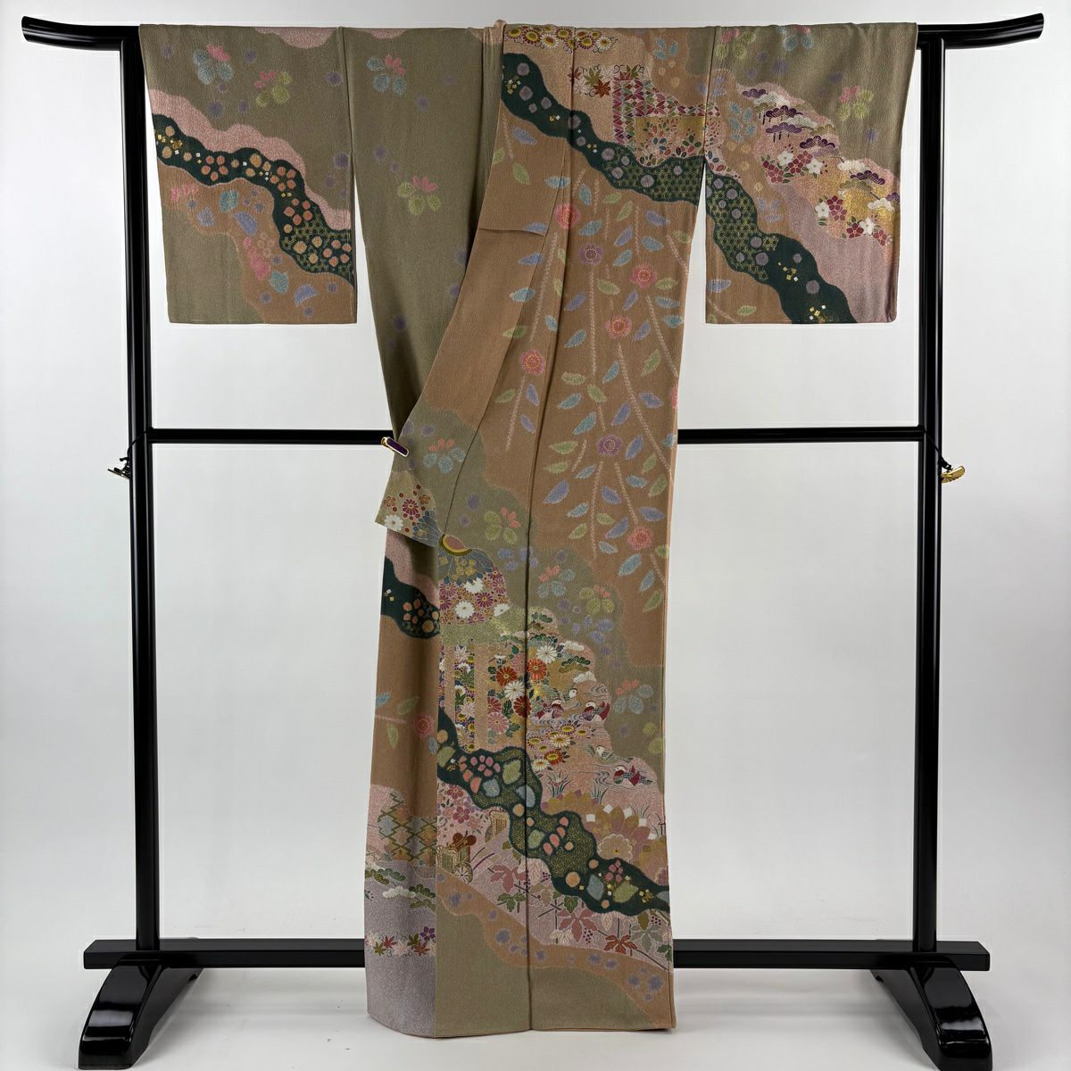訪問服 身長163.5cm 袖長64.5cm M 雙層 松樹井青青 落款 鴛鴦 菊花 刺繡 金彩裝飾 淺橙色 純蠶絲 逸品級
