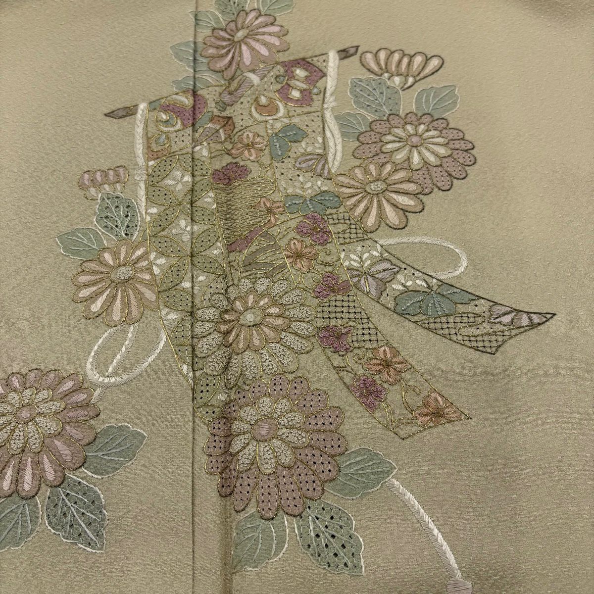 付下 身長171.5cm 袖長68cm L 雙層 幾帳 菊花花刺繡 金線 米色 純蠶絲 名品級