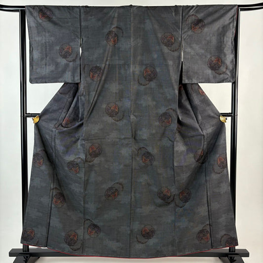 【美品】 大島紬織 身長159cm 袖長64.5cm M 雙層 證書附帶 雪輪 蝴蝶 黑灰 純蠶絲 名品級