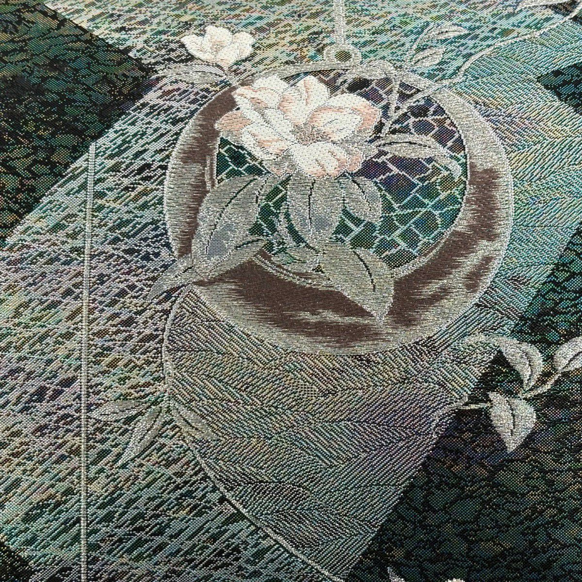 【美品】 袋帶 優品級 掛綠 草花紋紋 金金箔 刺繡 綠 六通 純蠶絲