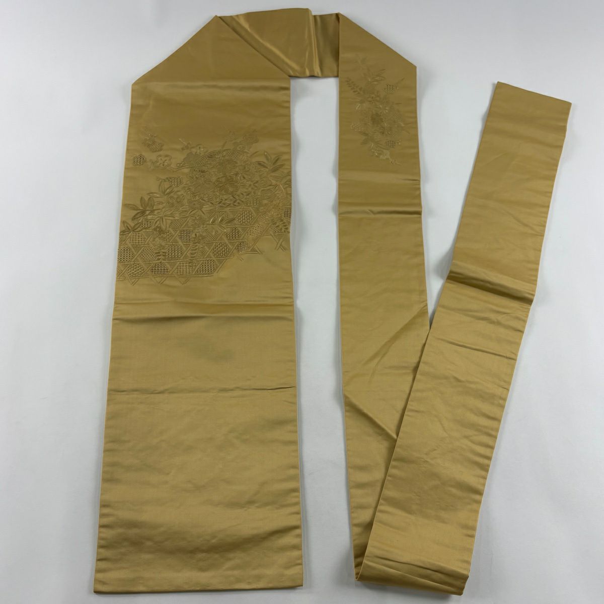 【美品】名古屋帶 秀品級 雪輪 草花紋刺繡 黃土 純蠶絲