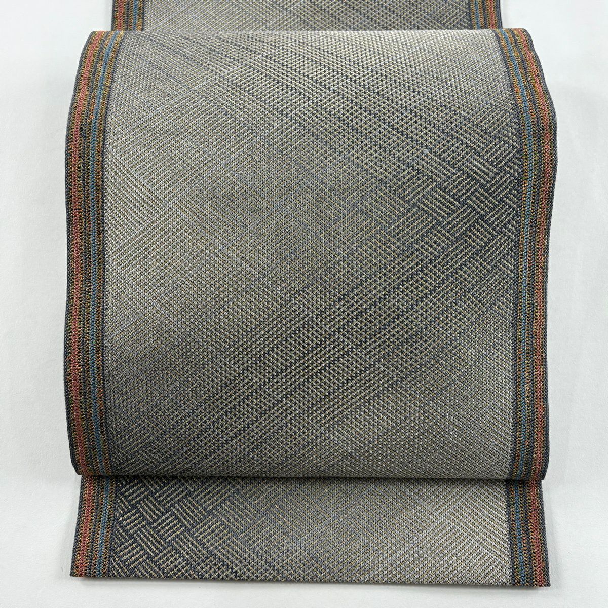 【美品】 名古屋帶 優品級 八寸名古屋帶 隧道仕立 斜格子 細條 金絲 灰色 純蠶絲