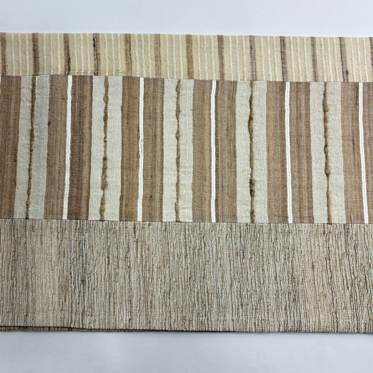 【美品】 袋帶 逸品級 紬織織 縞紋 米色 全通 純蠶絲