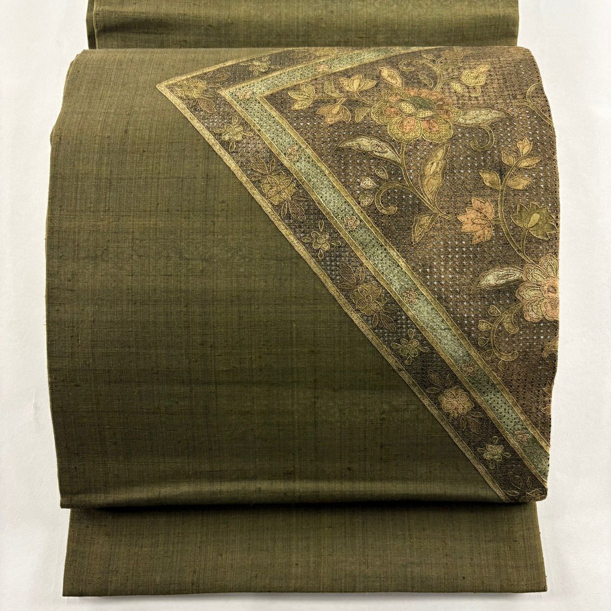 【美品】 袋帶 秀品級 紬織織 草花紋紋 刺繡 深綠 お太鼓柄 純蠶絲