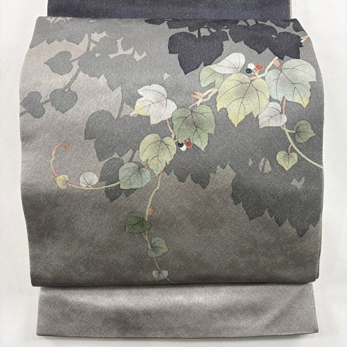 【美品】 袋帶 秀品級 葉與實 銀線 灰綠色 大鼓圖案 純蠶絲