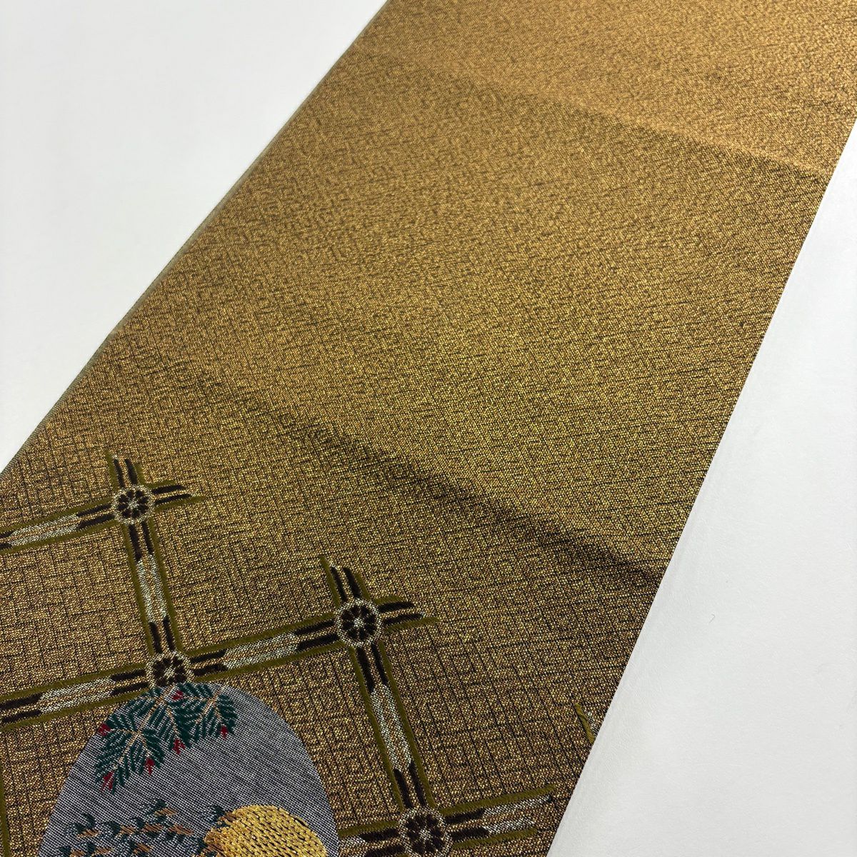 【美品】 袋帶 秀品級 鹿 満月 金銀彩 金茶 六通 純蠶絲