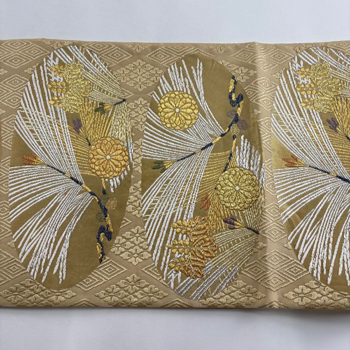 袋帶 秀品級 若松樹 菊花 金銀彩 刺繡 淺茶 六通 純蠶絲