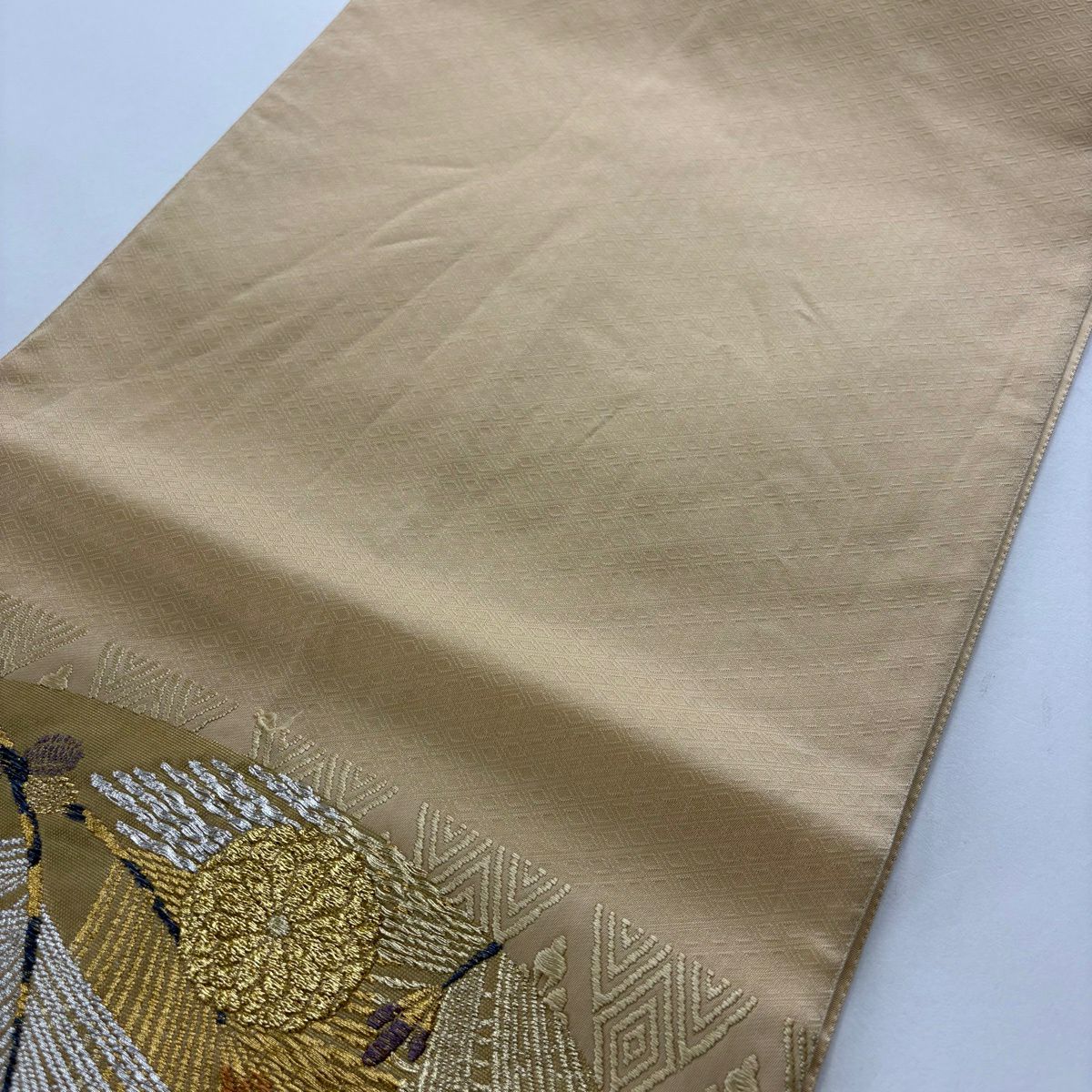 袋帶 秀品級 若松樹 菊花 金銀彩 刺繡 淺茶 六通 純蠶絲