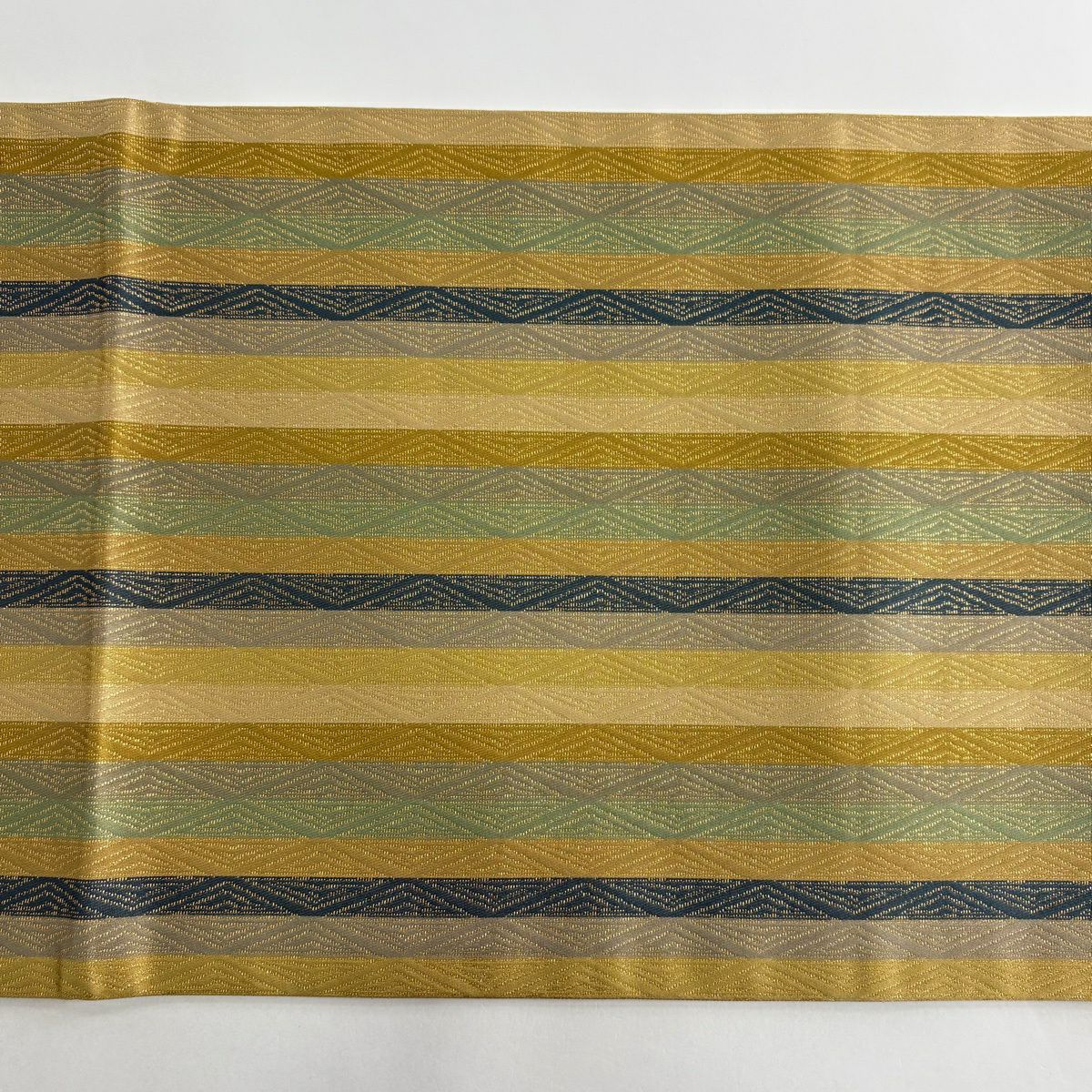 【美品】 袋帶 逸品級 龍村晋 落款あり 縞 菱 金金箔 茶綠 全通 純蠶絲