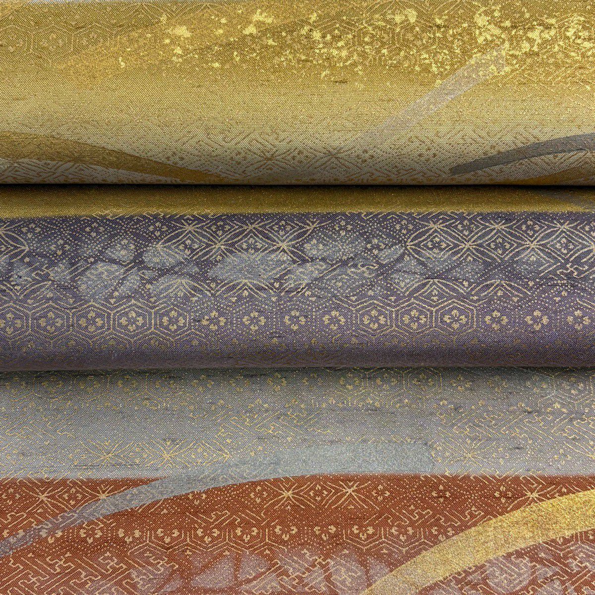 【美品】 袋帶 逸品級 落款 牛首紬織織 蔓帶 龜甲花菱 金銀彩 灰紫 全通 純蠶絲