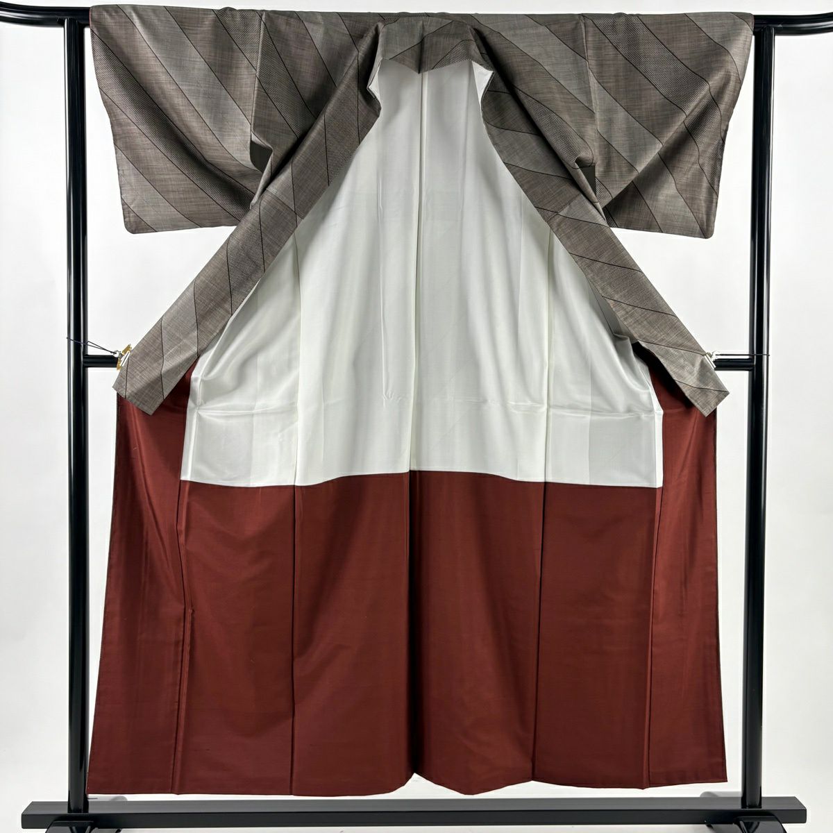【美品】 紬織 身長155.5cm 袖長62.5cm S 雙層 斜條 幾何學 灰茶 純蠶絲 名品級