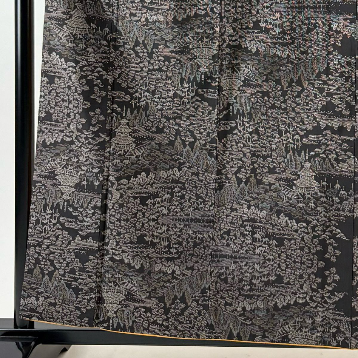 紬織 身長160.5cm 袖長64cm M 雙層 建物 樹木 焦茶 純蠶絲 秀品級