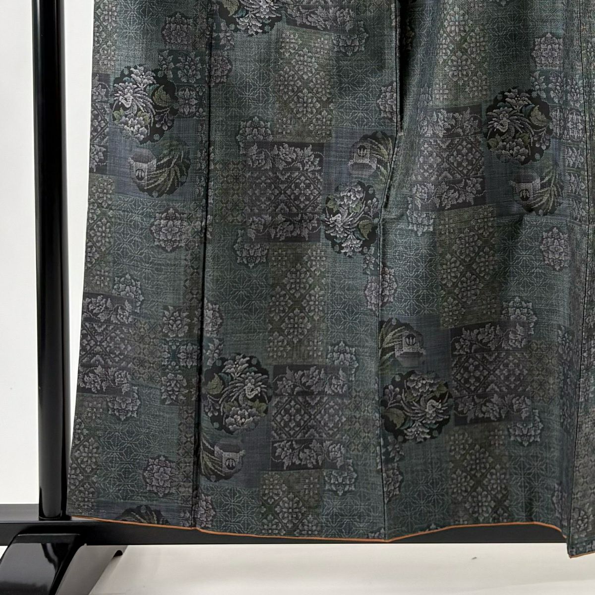 【美品】 紬織 身長160.5cm 袖長66cm M 雙層 草花紋紋 雪輪 灰綠 純蠶絲 名品級
