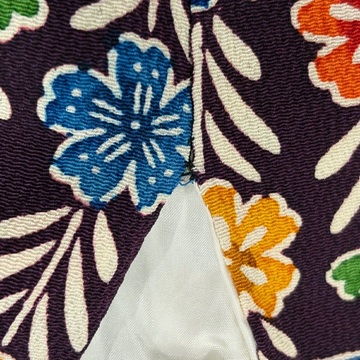 振袖禮服 身長158.5cm 袖長64.5cm M 雙層 菊花 山並 草花紋紋 純蠶絲 名品級