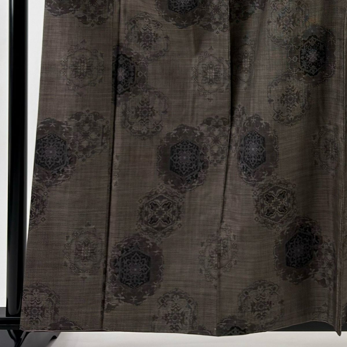 【美品】 紬織織 身長160.5cm 袖長65.5cm M 雙層 華紋 焦茶 純蠶絲 名品級