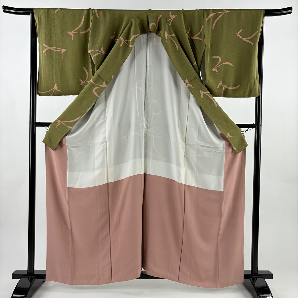 【美品】 小紋 身長160cm 袖長66cm M 雙層 兔子 絞織 茶綠 純蠶絲 名品級
