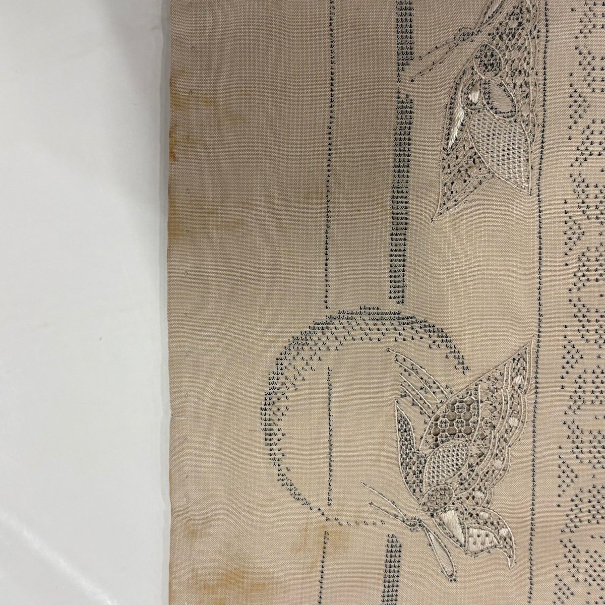 小紋 身長154.5cm 袖長64.5cm M 單層 紬織織 蝶 櫻花 刺繡 金金箔 淺茶 純蠶絲 名品級
