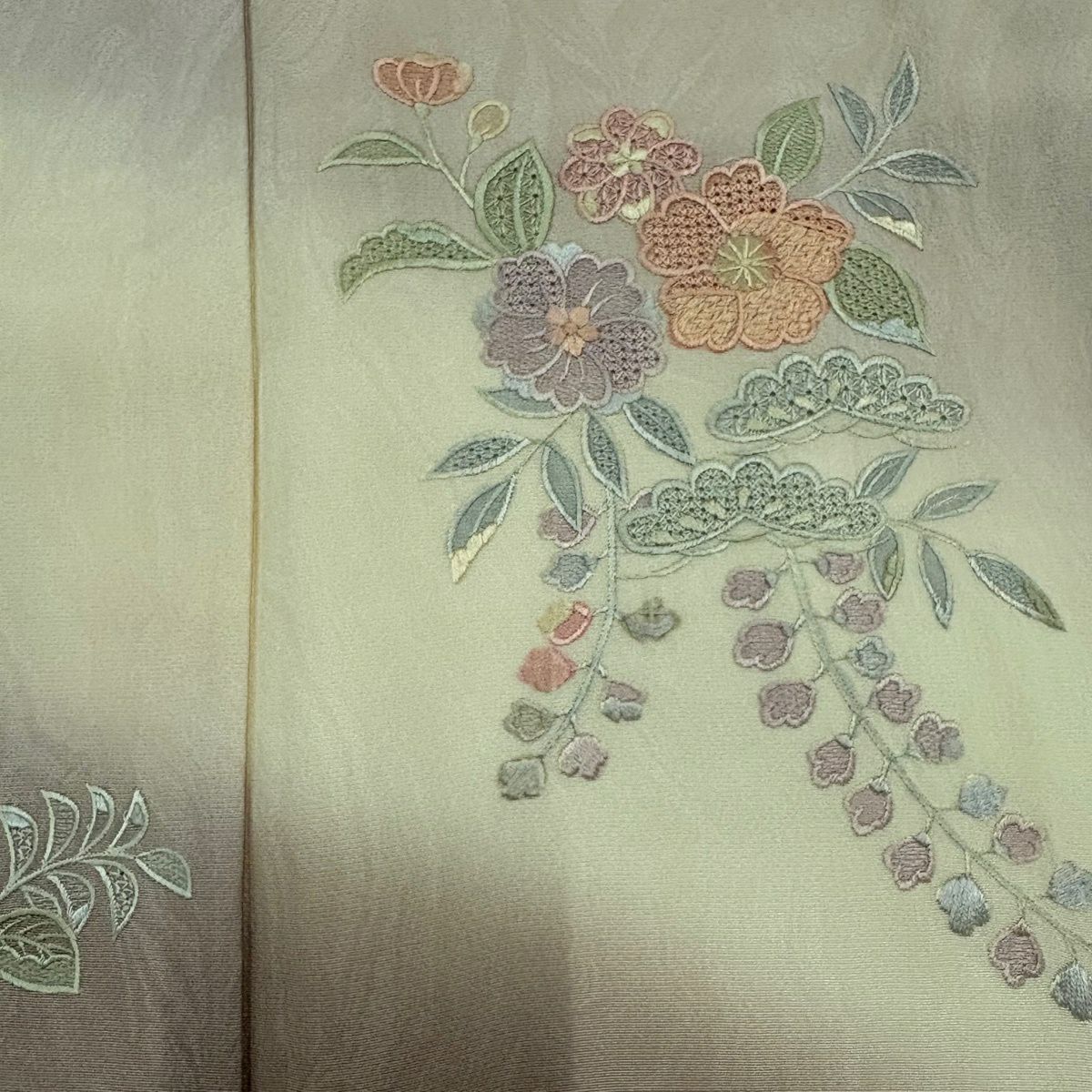 付下 身長153cm 袖長65cm M 雙層 草花紋紋 墨流し刺繡 薄小豆 純蠶絲 秀品級