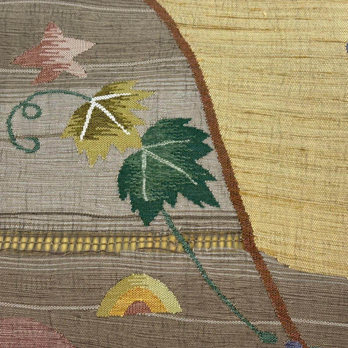 【美品】 袋帶 秀品級 紬織織 蔦 道長取 米色 大鼓圖案 純蠶絲
