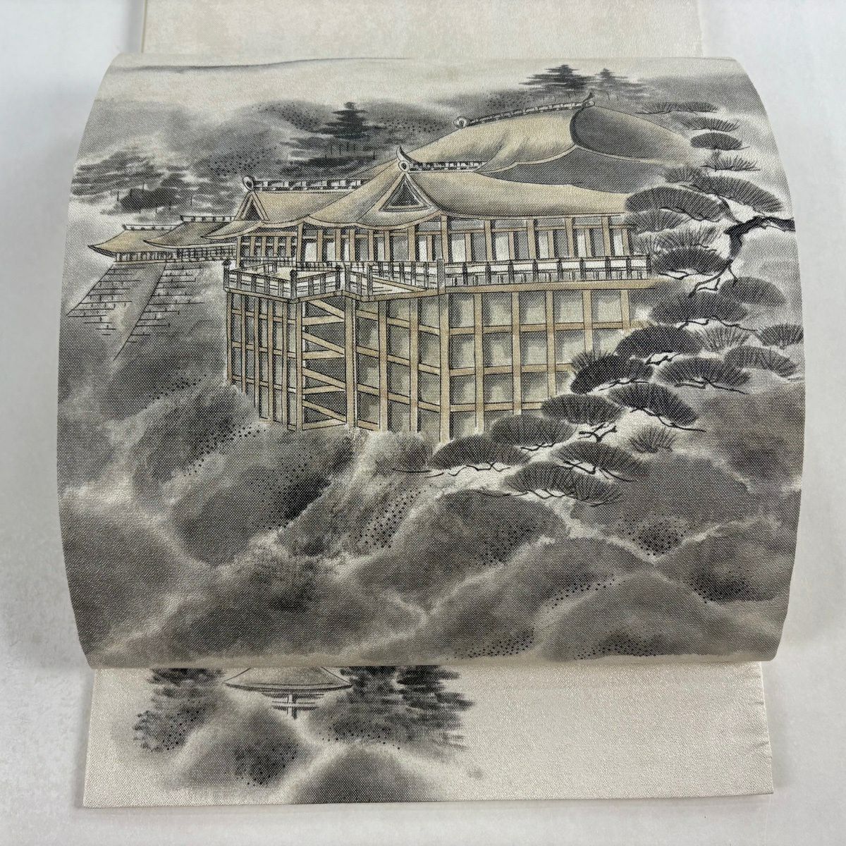 袋帶 秀品級 附落款 清水寺 松樹 金金箔 奶油色 大鼓圖案 純蠶絲