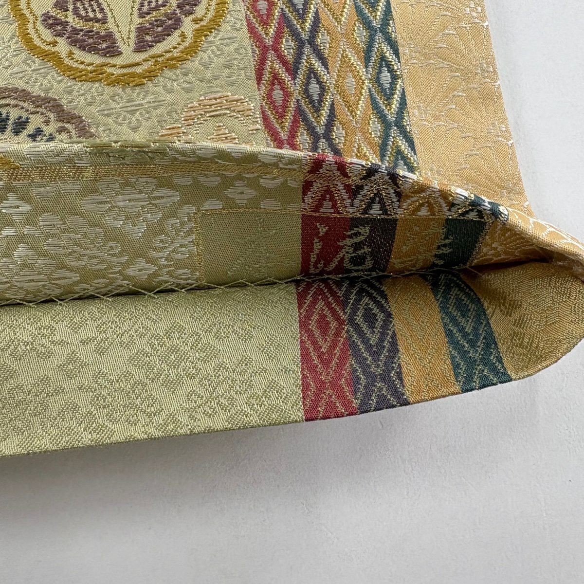 【美品】 袋帶 秀品級 貝紫染 本金 本泥染 立涌 蝴蝶 米色 六通 純蠶絲