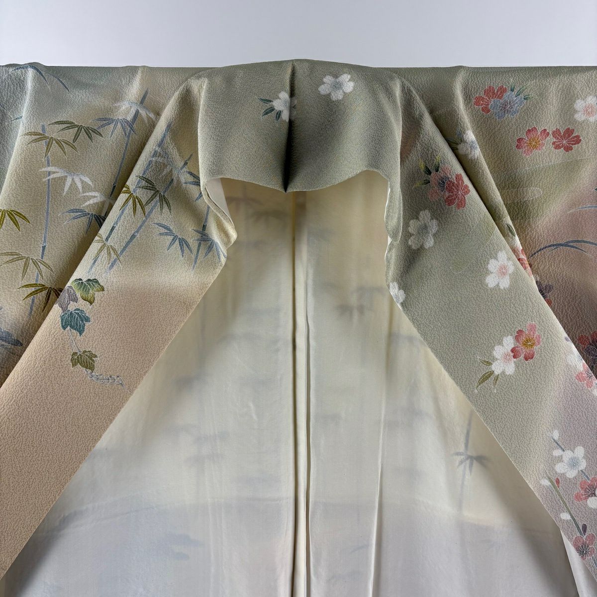 訪問服 身長157cm 袖長62cm S 雙層 上野為二 落款あり 松樹竹子梅花 家屋 金糸 漸變 灰綠 純蠶絲 逸品級