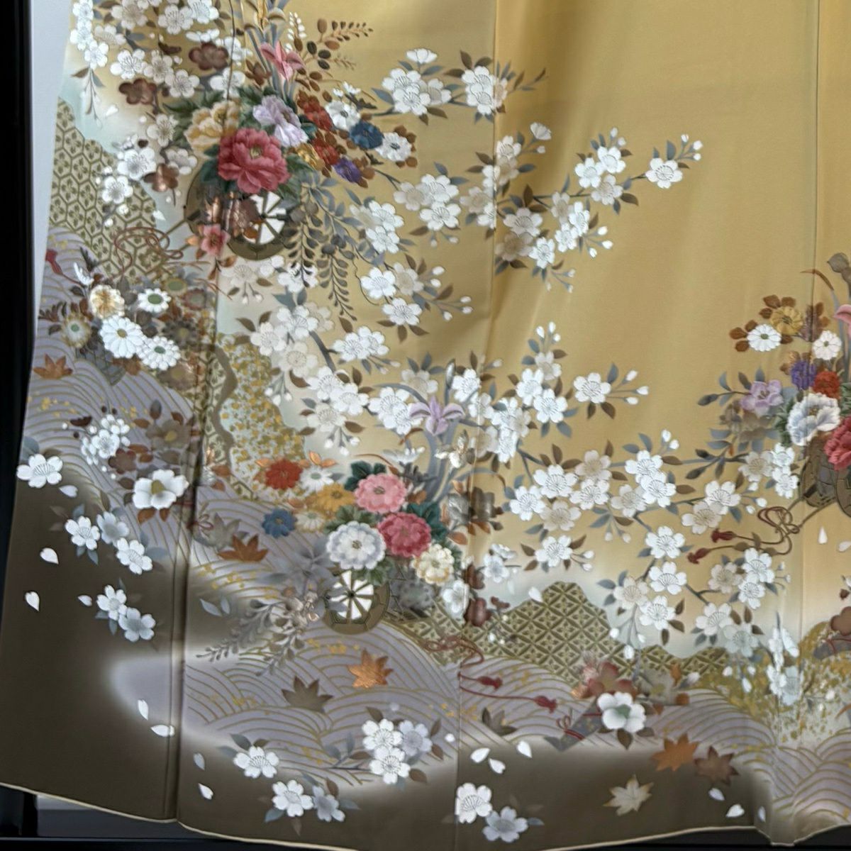 訪問服 身長155.5cm 袖長64.5cm M 雙層 落款 花車 櫻花 金銀彩 刺繡 米色 純蠶絲 優品級