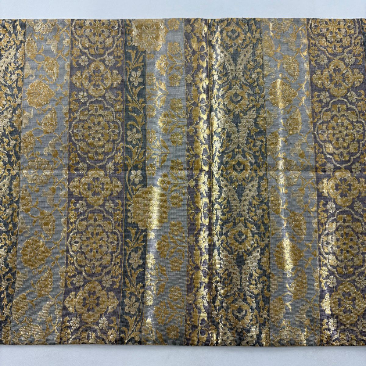 【美品】 袋帶 名品級 草花紋 金銀彩 金金箔 灰綠 全通 純蠶絲