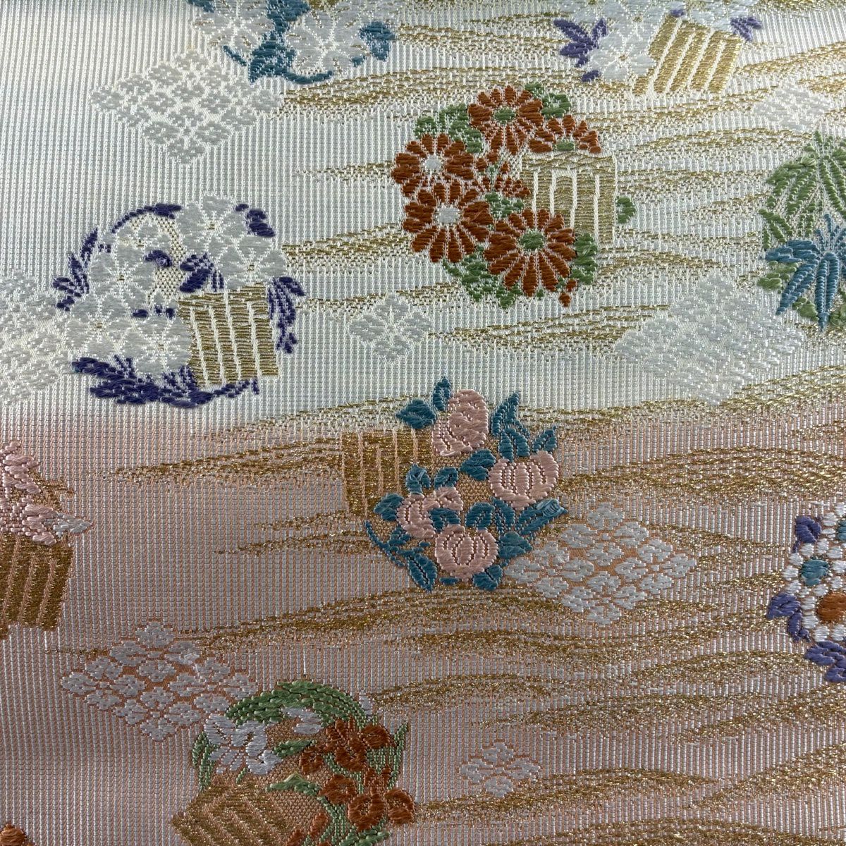 【美品】 袋帶 名品級 源氏香 花丸紋 刺繡 金絲 奶油 六通 純蠶絲