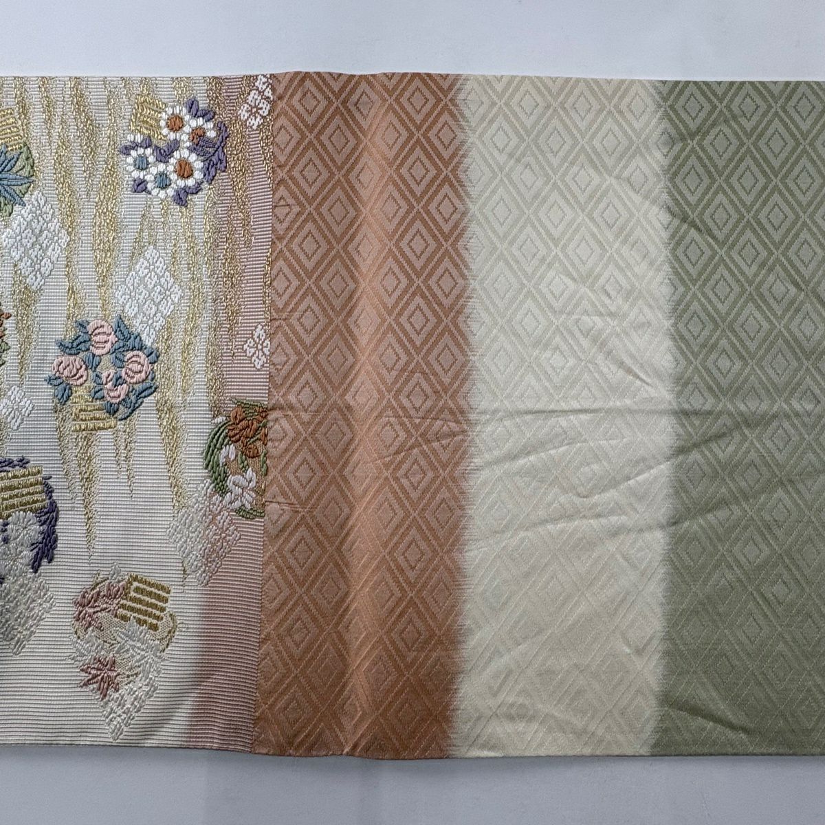 【美品】 袋帶 名品級 源氏香 花丸紋 刺繡 金絲 奶油 六通 純蠶絲