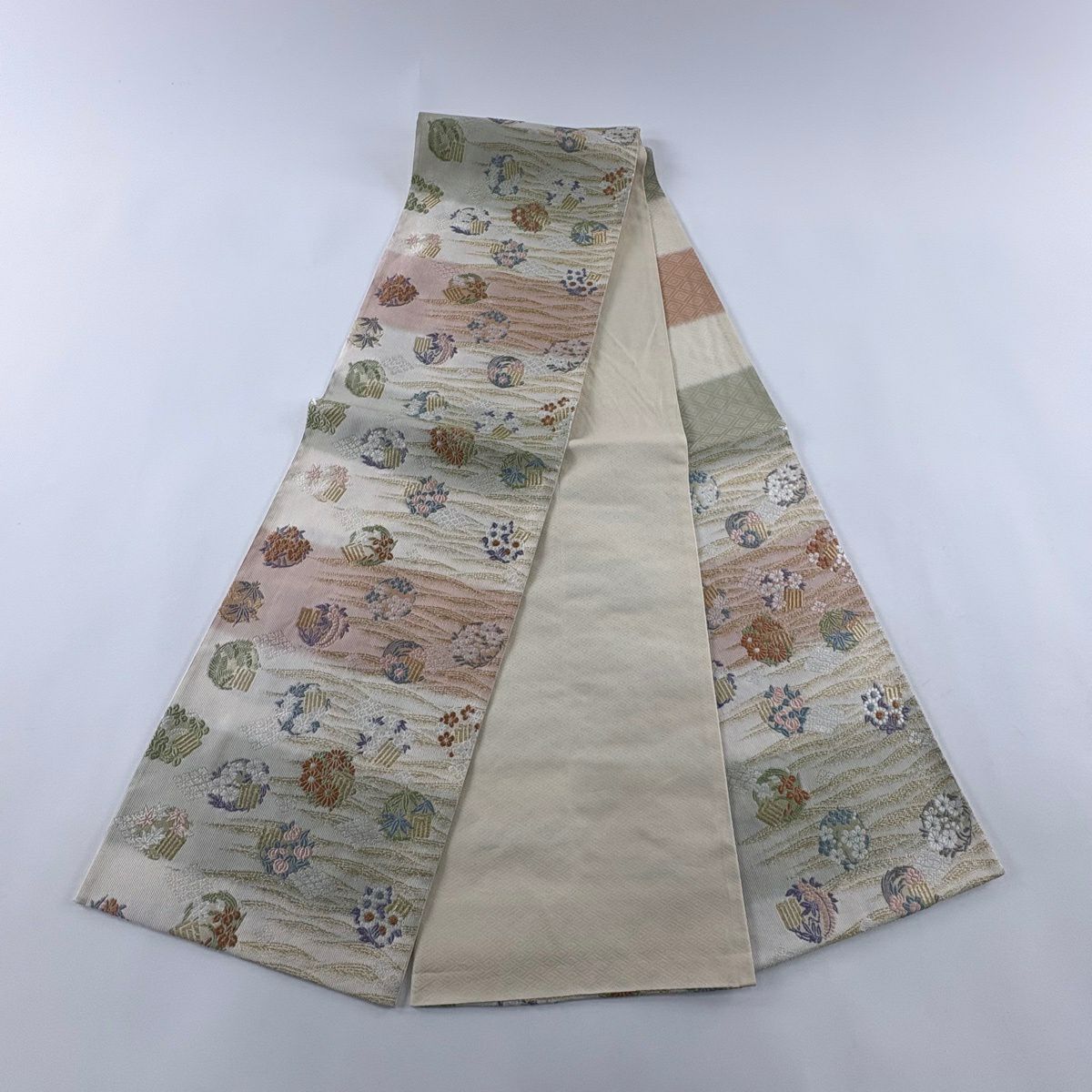 【美品】 袋帶 名品級 源氏香 花丸紋 刺繡 金絲 奶油 六通 純蠶絲